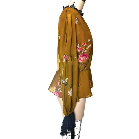 Joie Women's Silk Floral Gold Long Sleeve Peplum Blouse W/ Camisole Sz Small - Picture 3 of 11